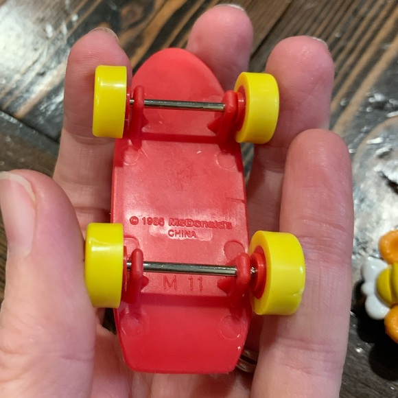 McDonalds toys • 1986 • Kermit • Fozzie bear - Picture 8 of 9